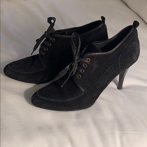 Jcrew black suede and leather lace up booties sz8